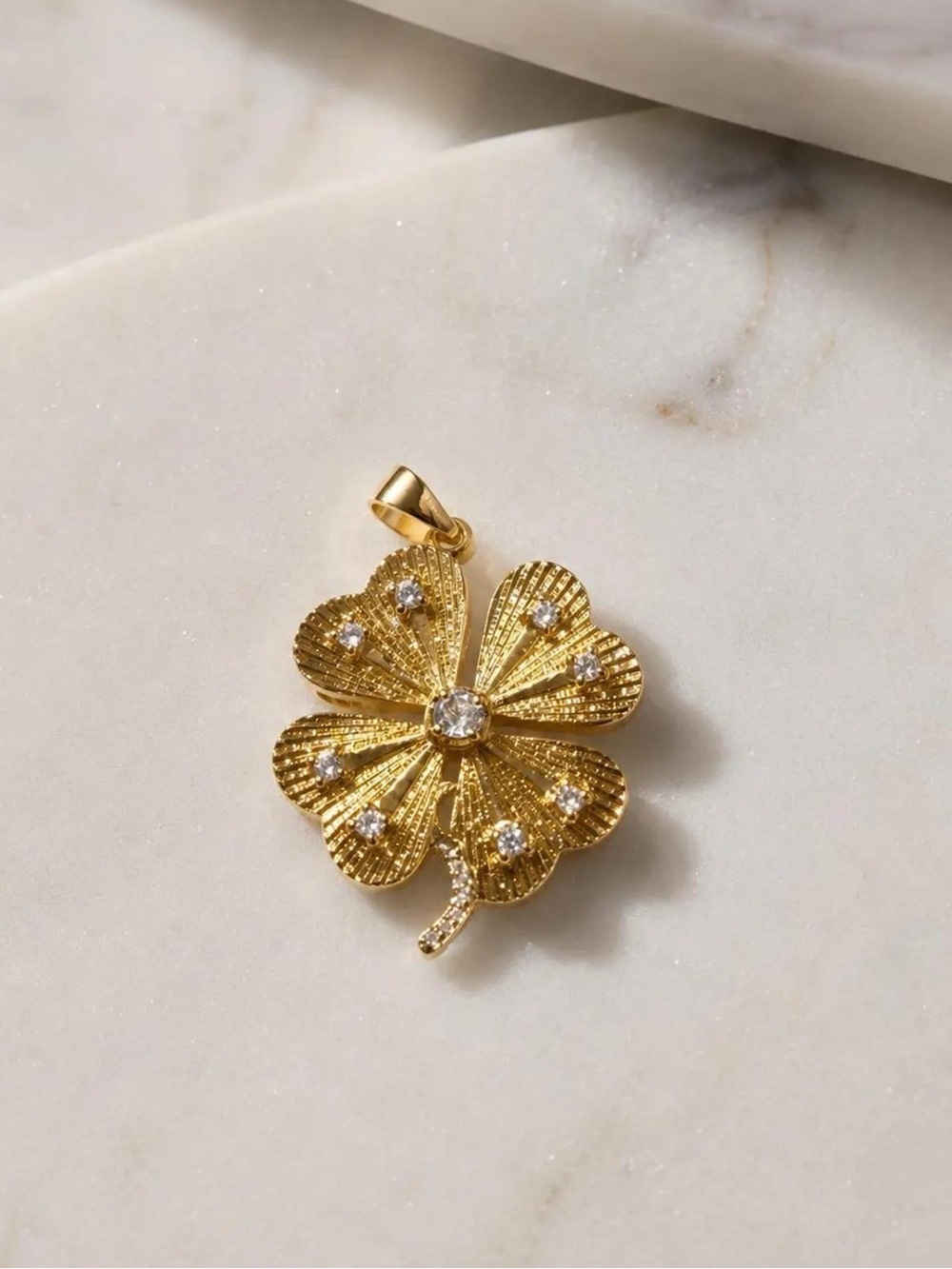 18K Brazilian Gold Filled Sparkling CZ Clover Pendant Waterproof